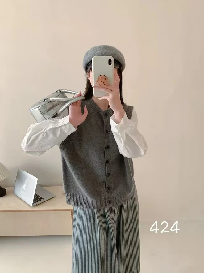 范范家【假两件】韩版高级拼接针织马甲百搭衬衣424