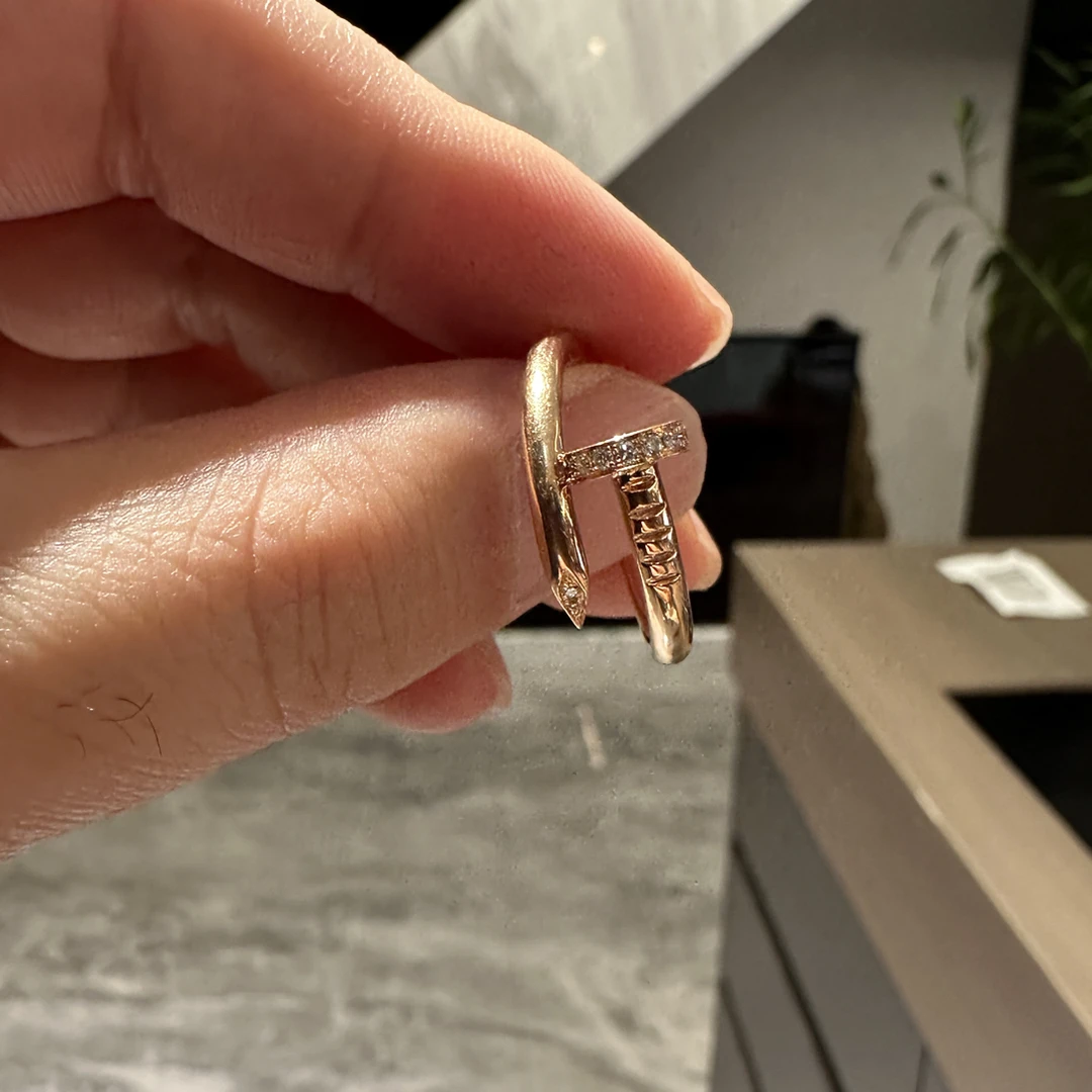 18k金钻石钉子戒指 18号