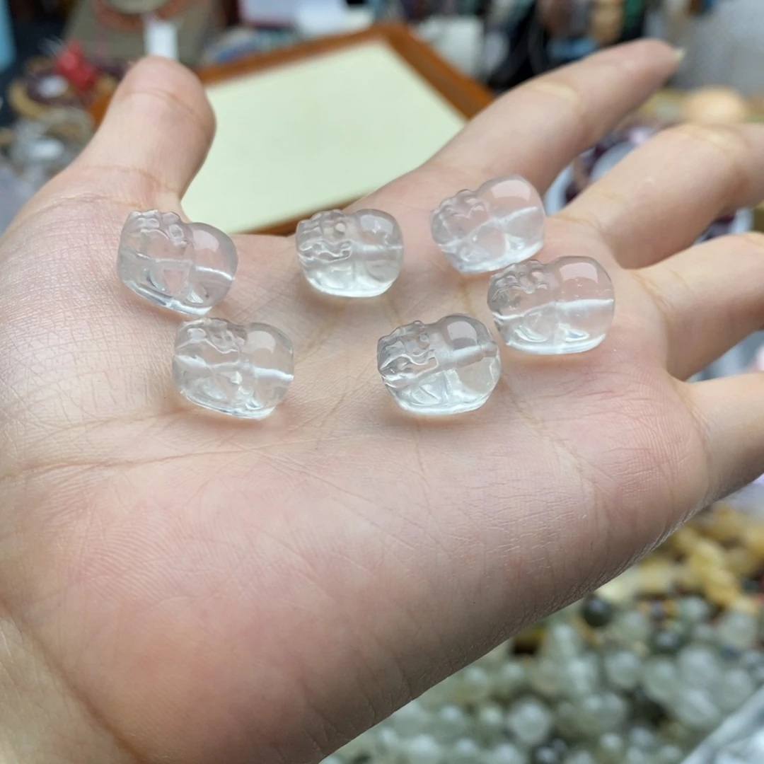 玛瑙/玉髓未镶嵌珠宝半成品一个天然白水晶貔犰15mm