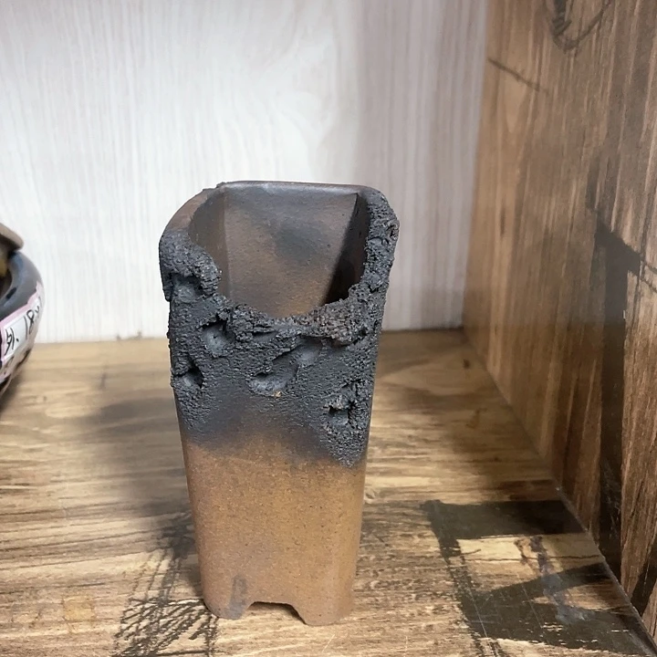 紫砂花盆这个是什么意思嘛