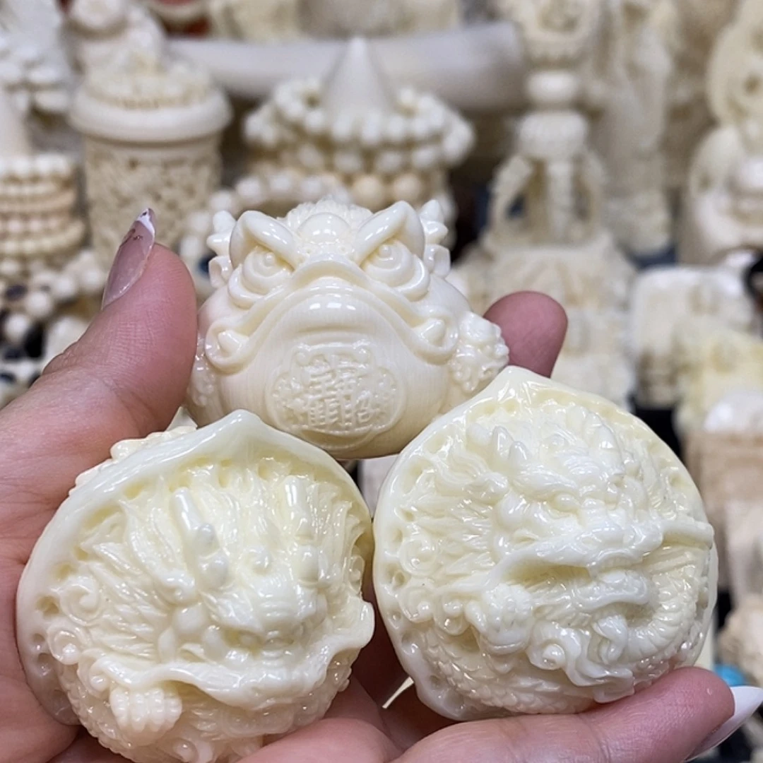 紫檀木类端景台朝****朝核桃一对