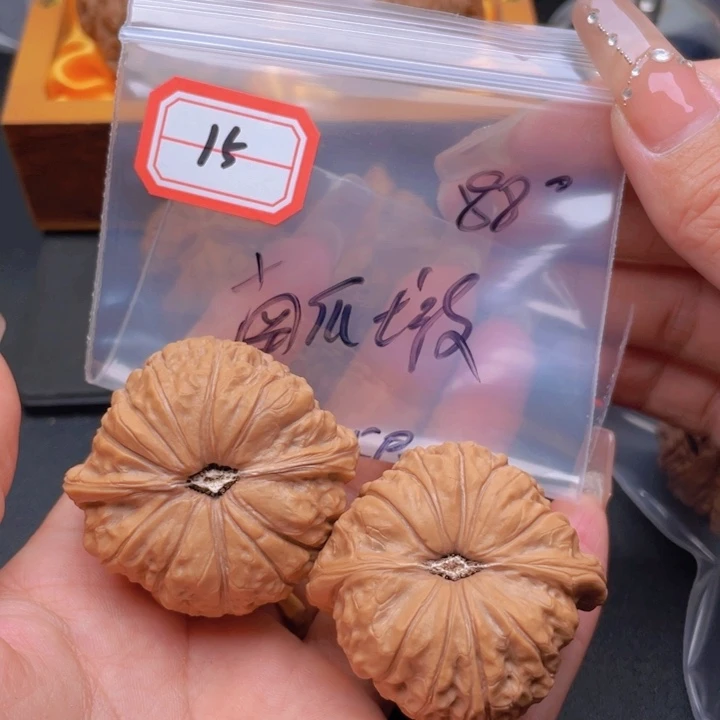 文玩核桃把件张**~15南瓜堆