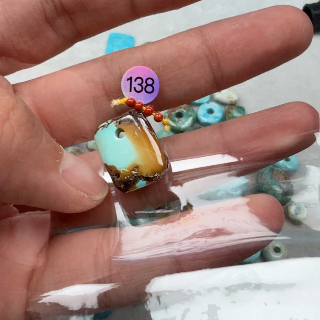 未镶嵌南红玛瑙珠宝奇石