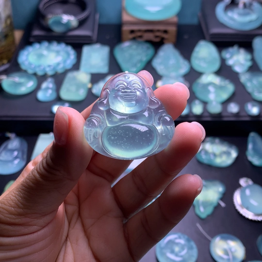 蛇纹石玉吊坠未镶嵌