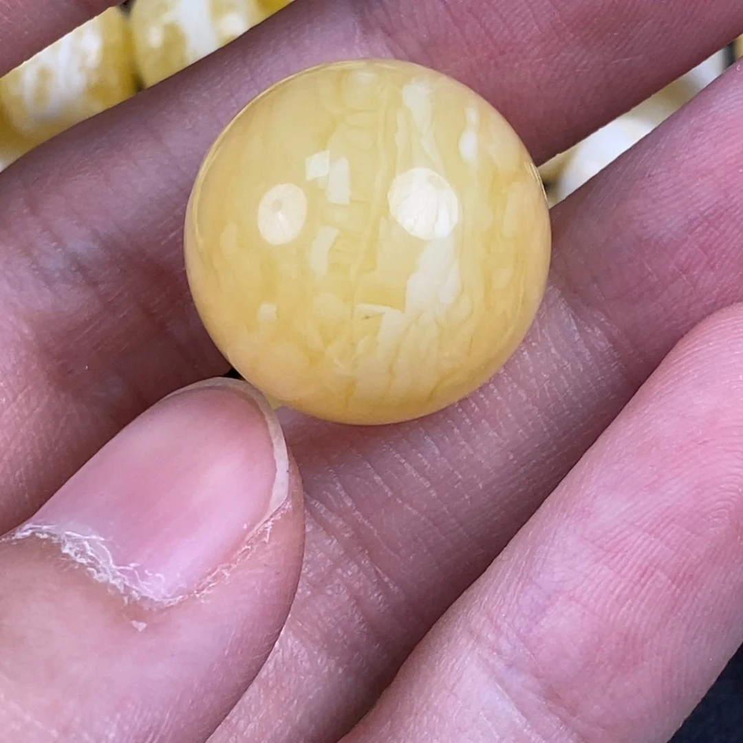 琥珀未镶嵌珠宝奇石26