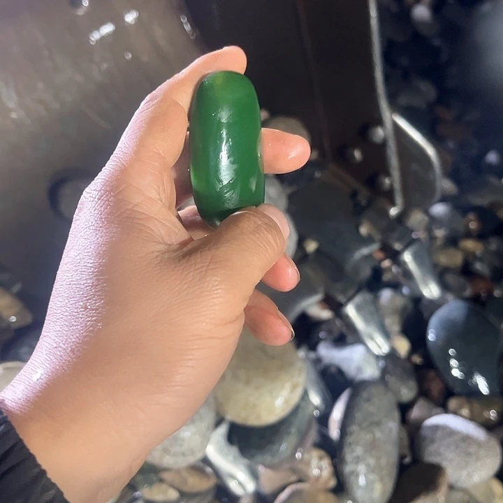 未镶嵌和田玉（糖玉）挂件