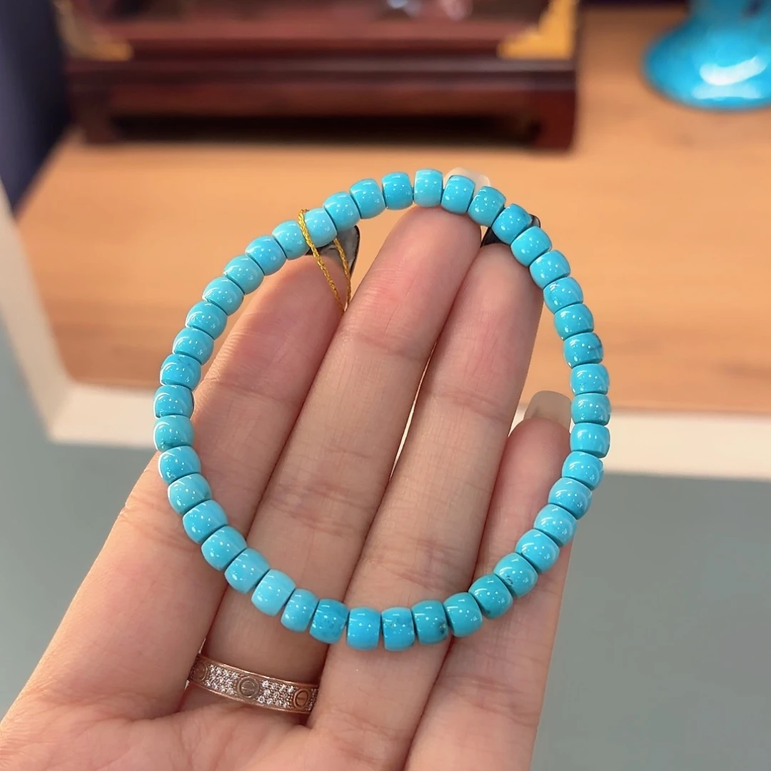 绿松石未镶嵌颈饰