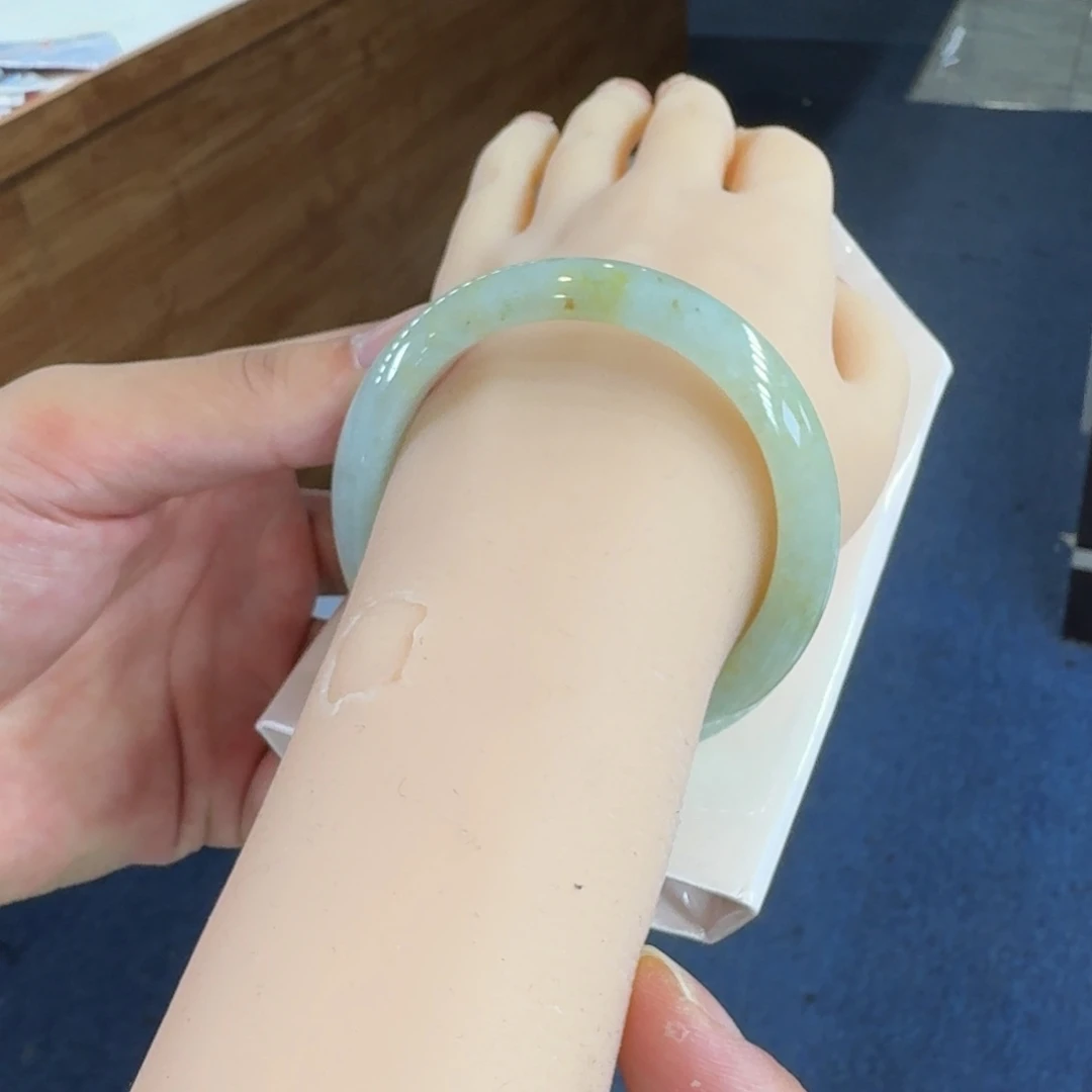 翡翠手镯未镶嵌纯天然缅甸翡翠A货买断