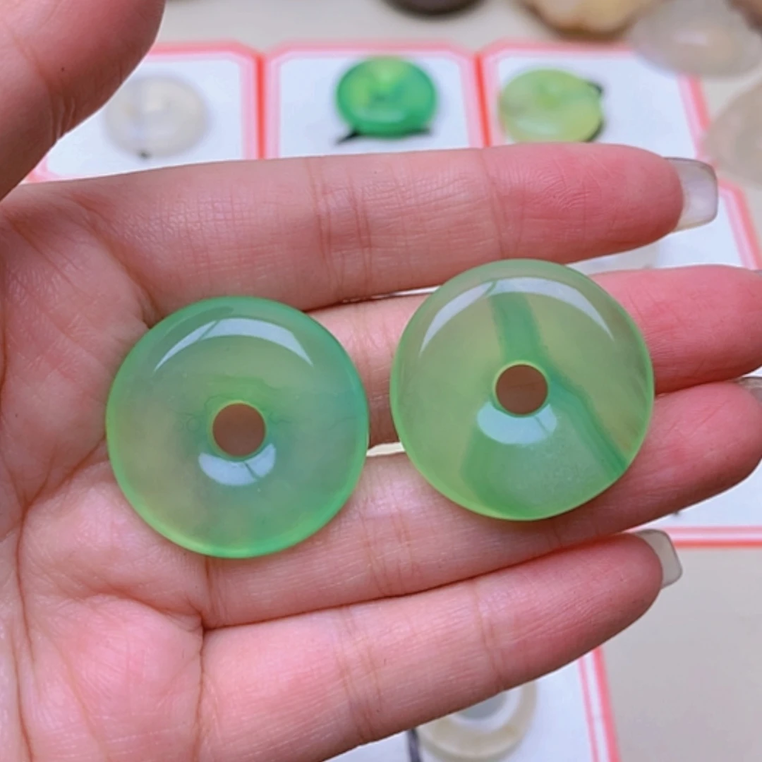 【闪购商品】未镶嵌玛瑙/玉髓珠宝半成品果*灿