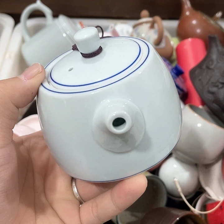 陶瓷茶具全部清清完回家过年