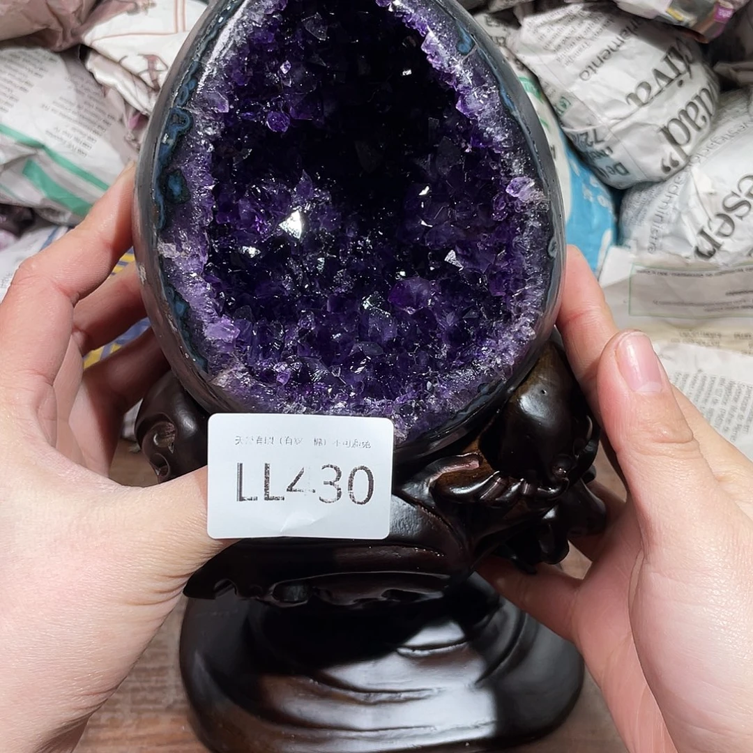 未镶嵌水晶大型摆件（非配饰）