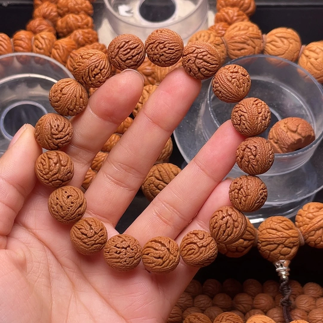 手串桃核绣球手串1.4+