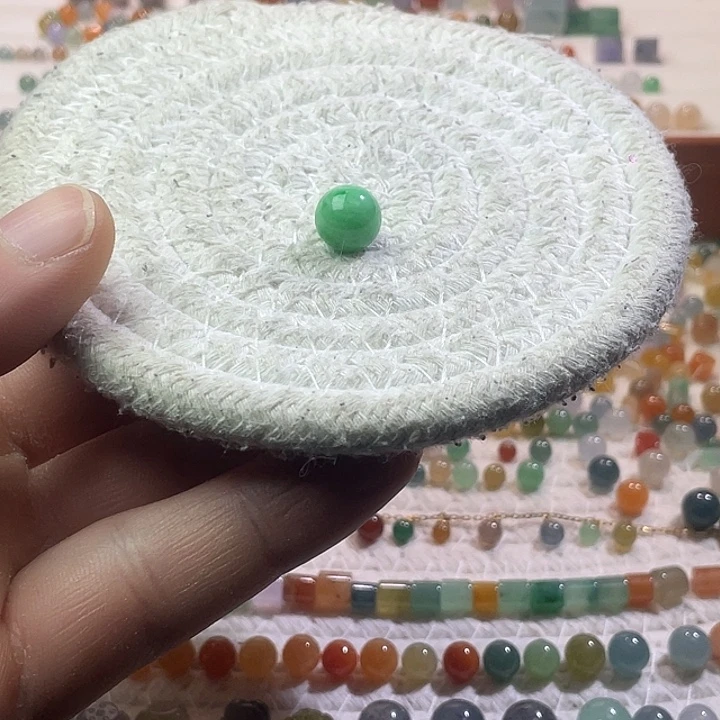 翡翠散珠未镶嵌定制翡翠卡10.3