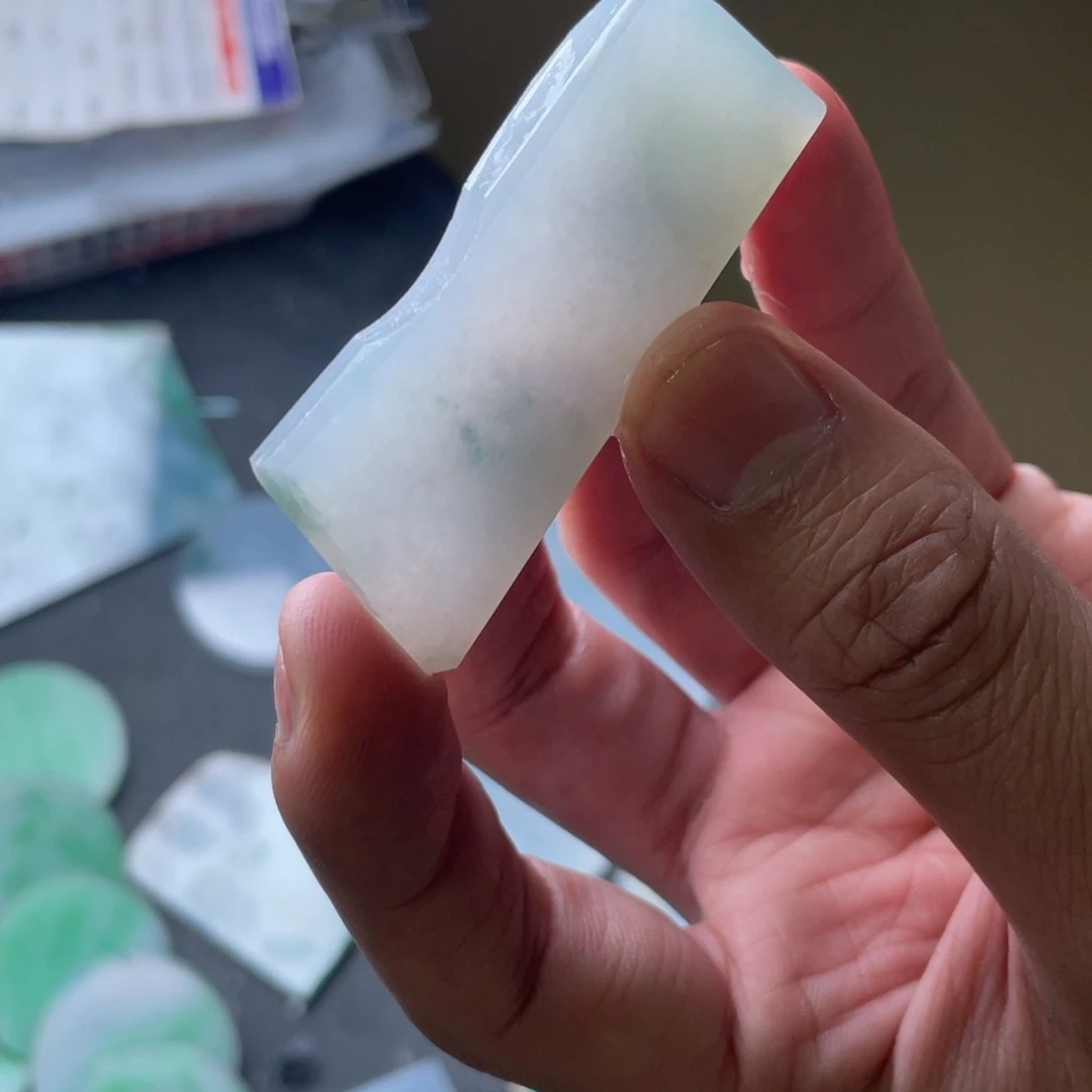 未镶嵌定制翡翠