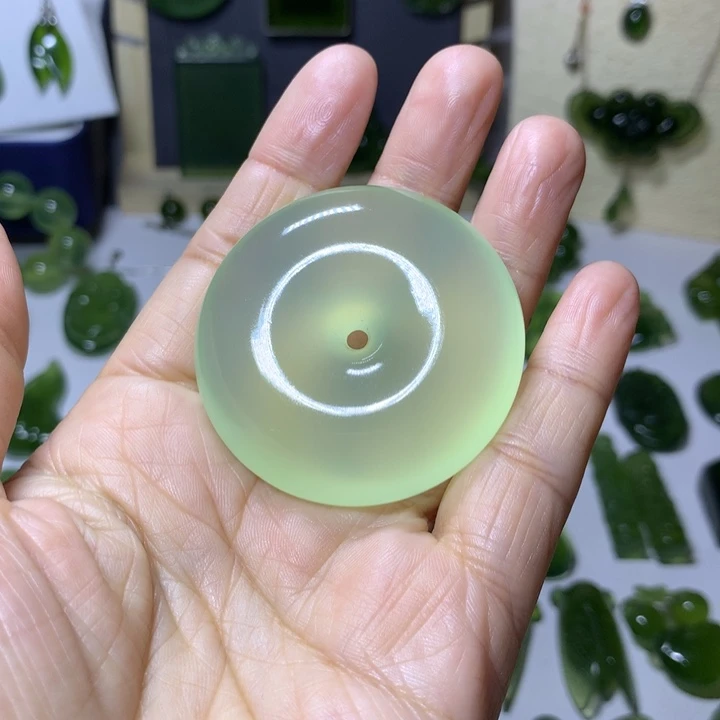 岫玉颈饰未镶嵌鳕*吊坠