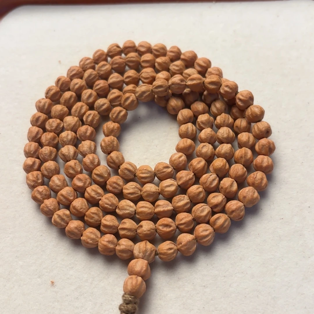 D***y柏香籽/百香籽吊坠