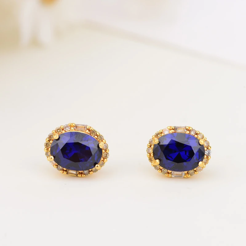 18k坦桑尼亚蓝宝耳饰经典款LC852