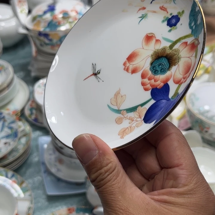 瓷片六寸浅碟六个荷塘