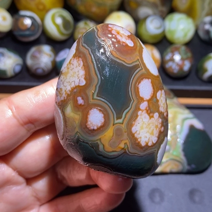 未镶嵌玛瑙/玉髓珠宝半成品40