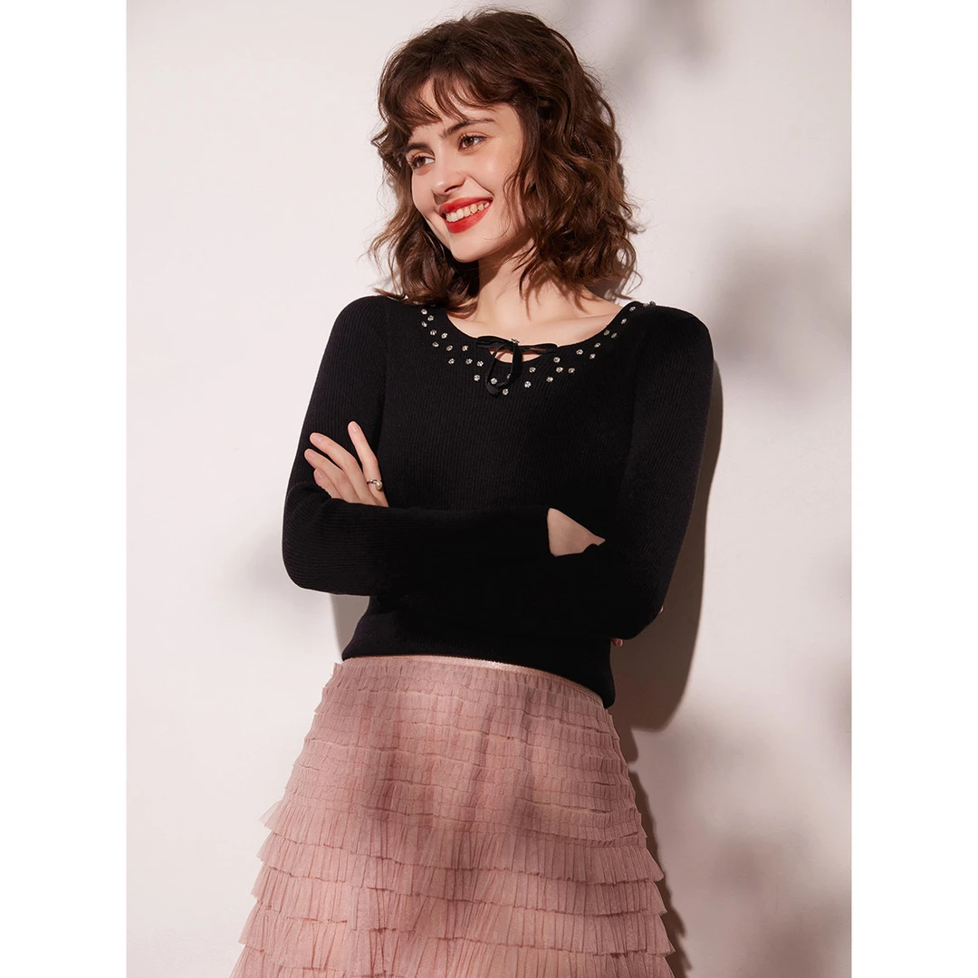 【商场同款新品】白鹿语气质蝴蝶结钉珠针织衫修身女打底衫HY20008