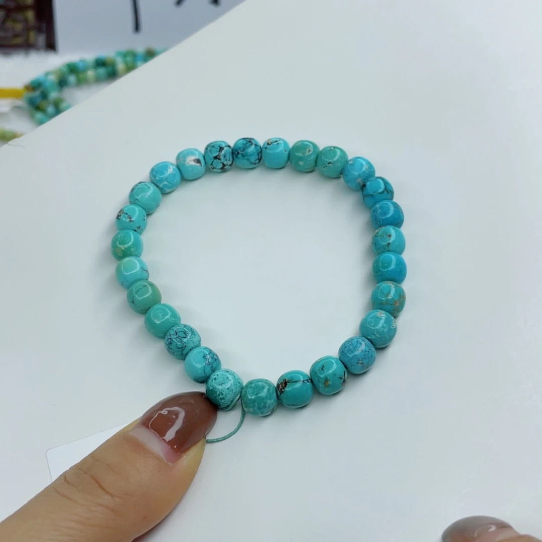 绿松石颈饰未镶嵌