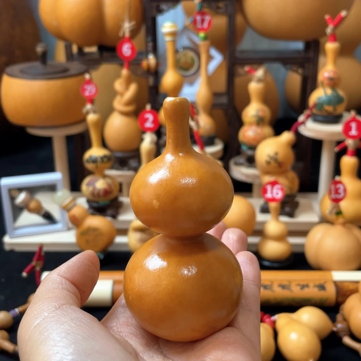 洛*初葫芦岛市、我的评分一下