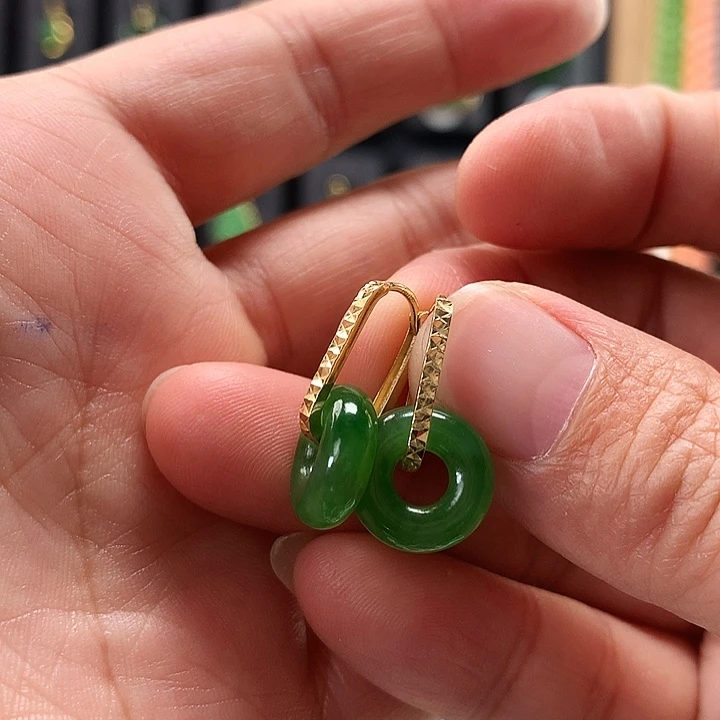 和田玉耳饰18K金镶嵌