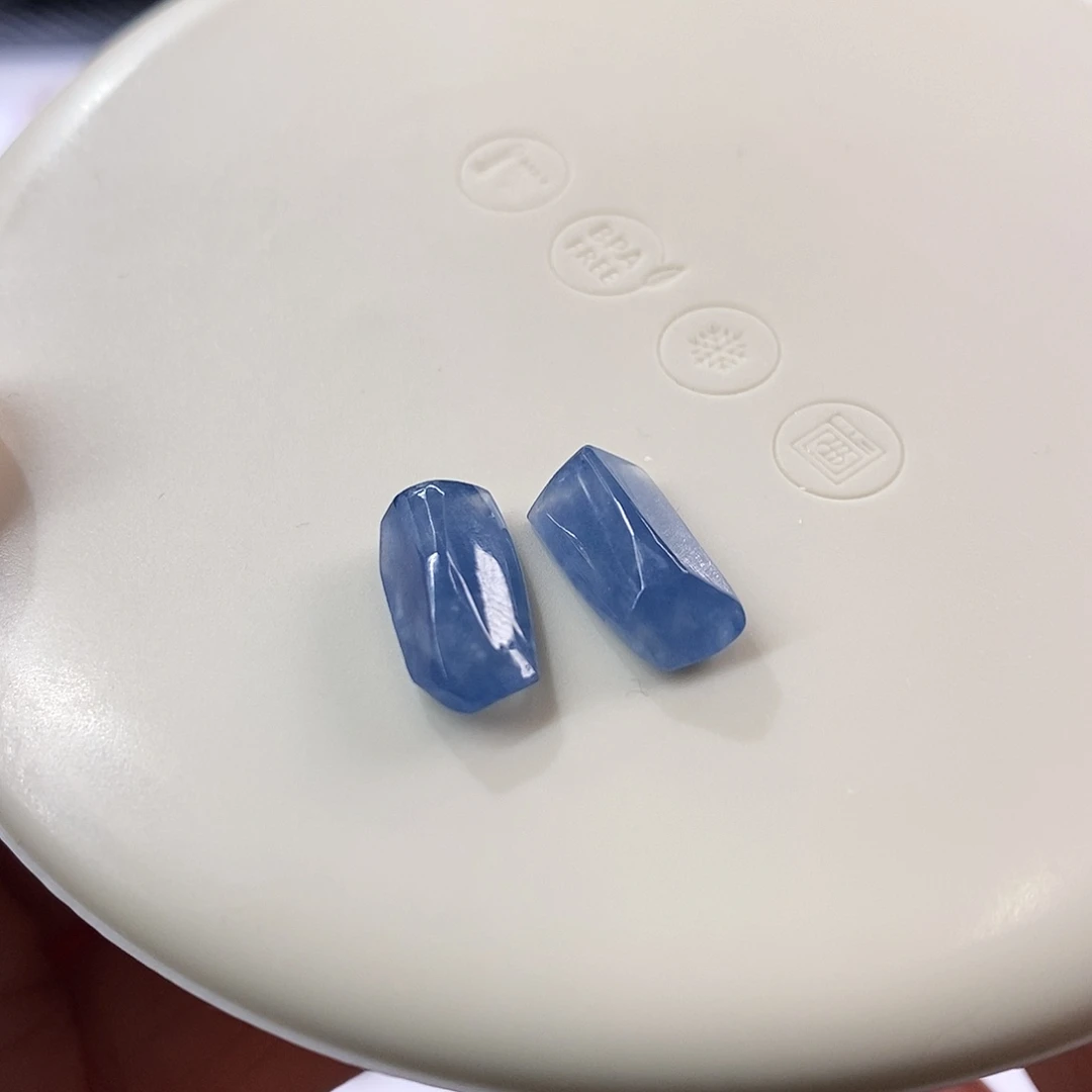 裸石翡翠一对牛仔蓝