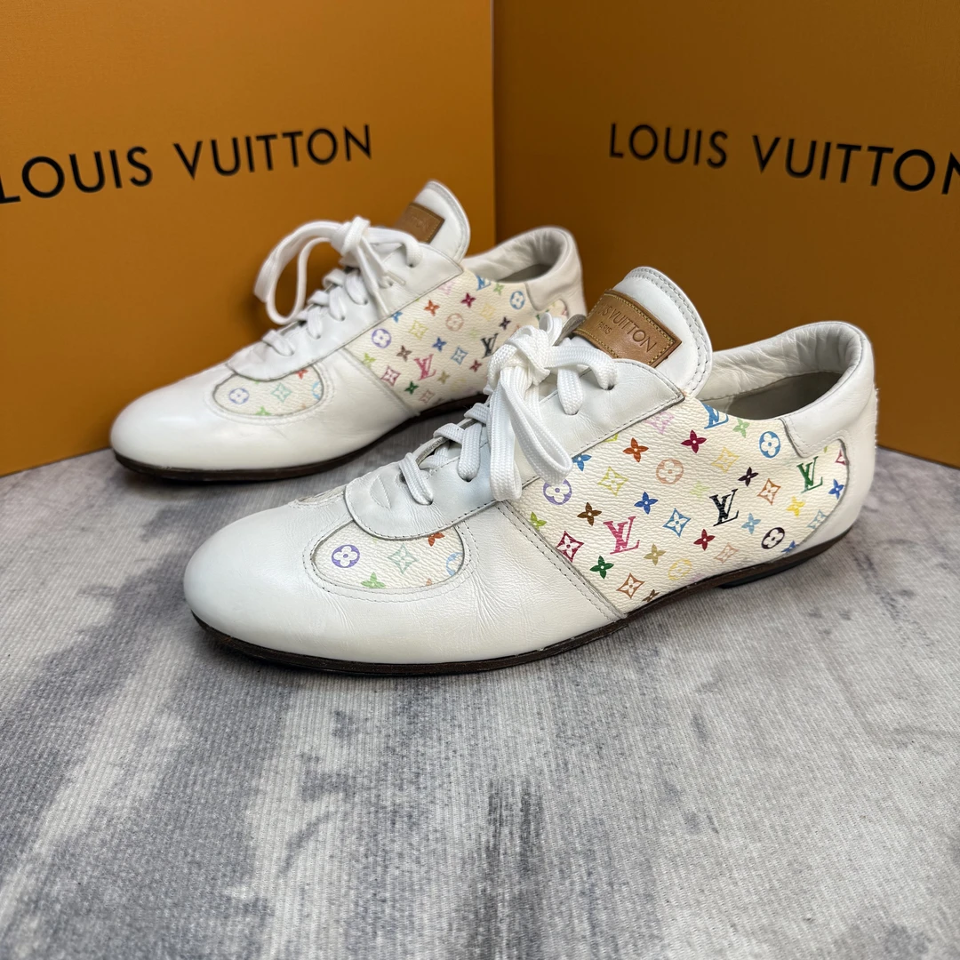 95新 LouisVuitton/路易威登 白色半印采色老花休闲鞋/95新41.5欧