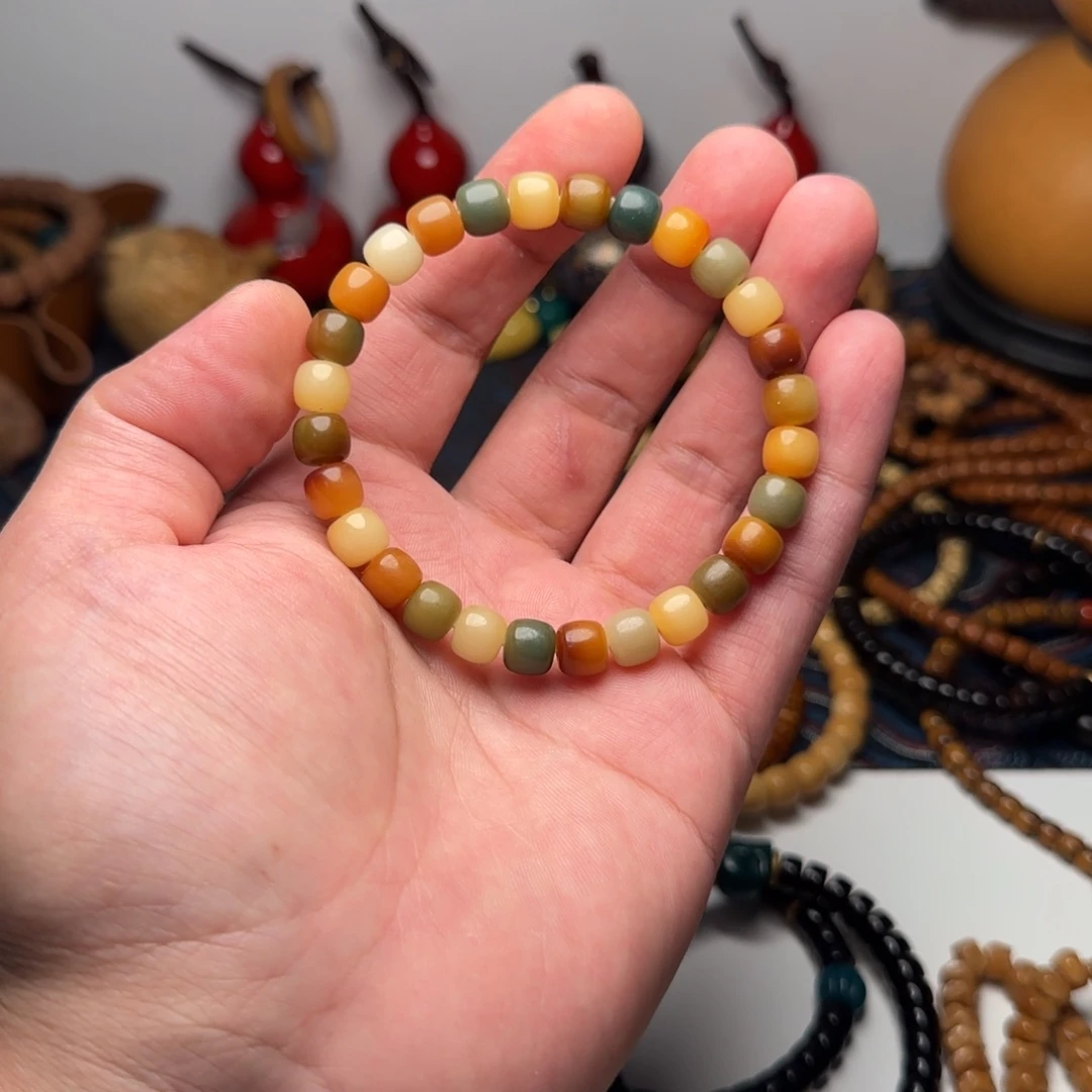 【闪购商品】椰蒂吊坠菩提根多宝