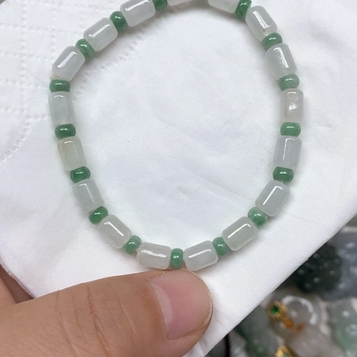 翡翠未镶嵌颈饰天然缅甸翡翠