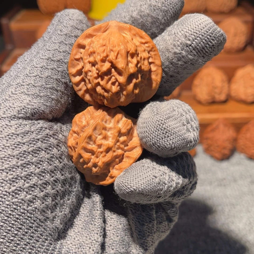 文玩核桃把件40瓷娃娃