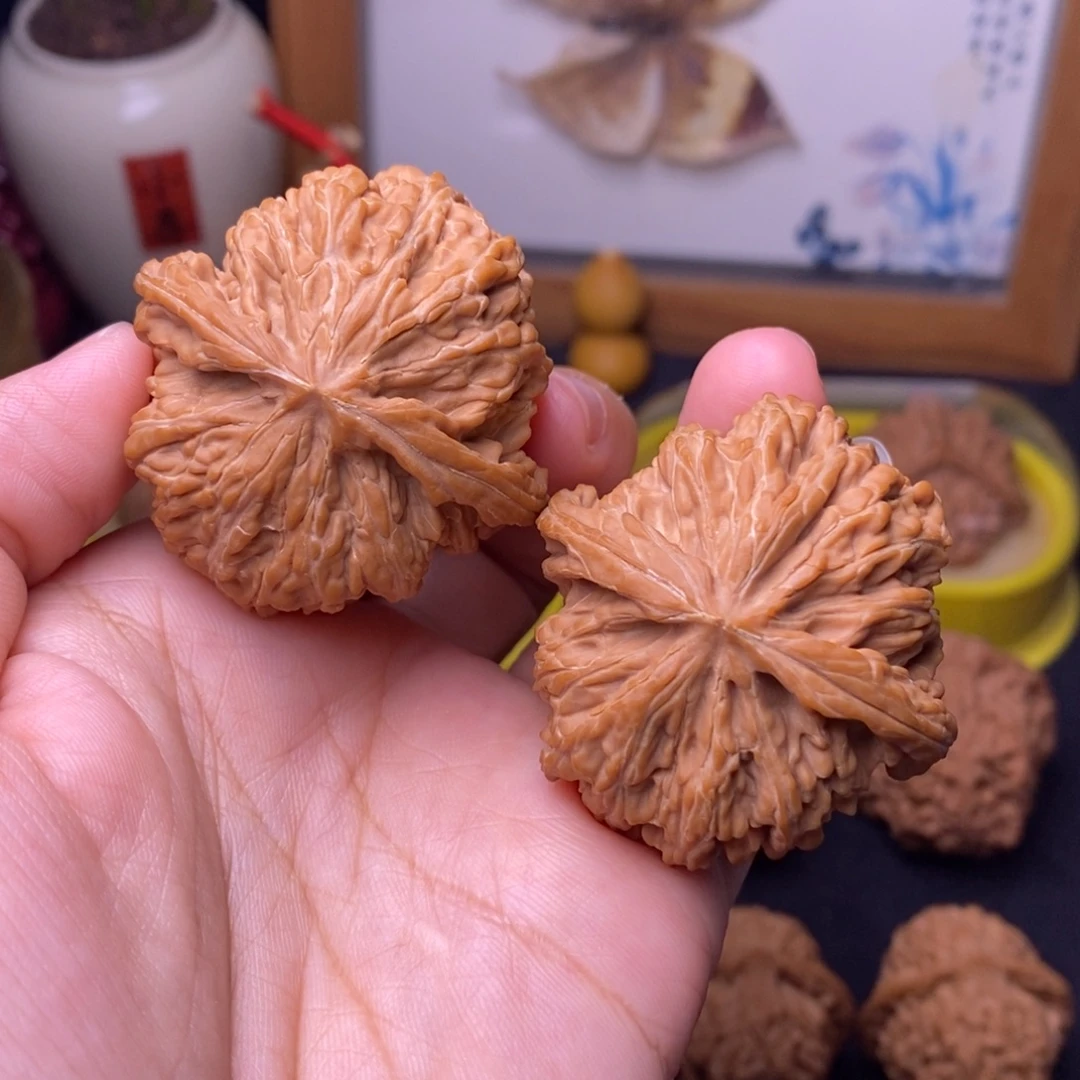 把件文玩核桃43红宝石