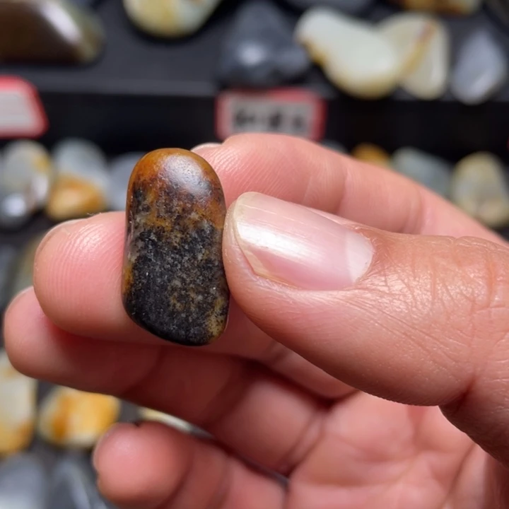 和田玉未镶嵌挂件1