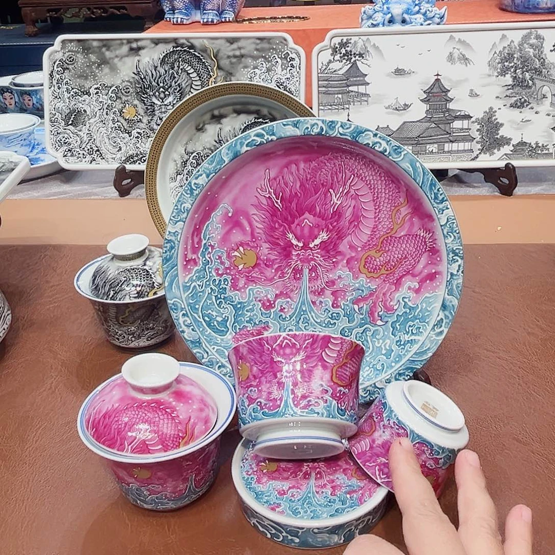 摆件景德镇瓷器博物会展铜