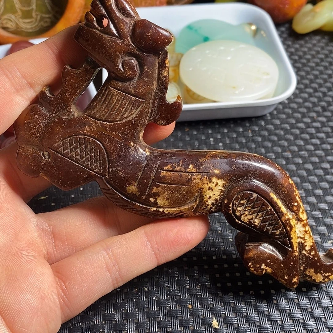 岫玉未镶嵌珠宝奇石