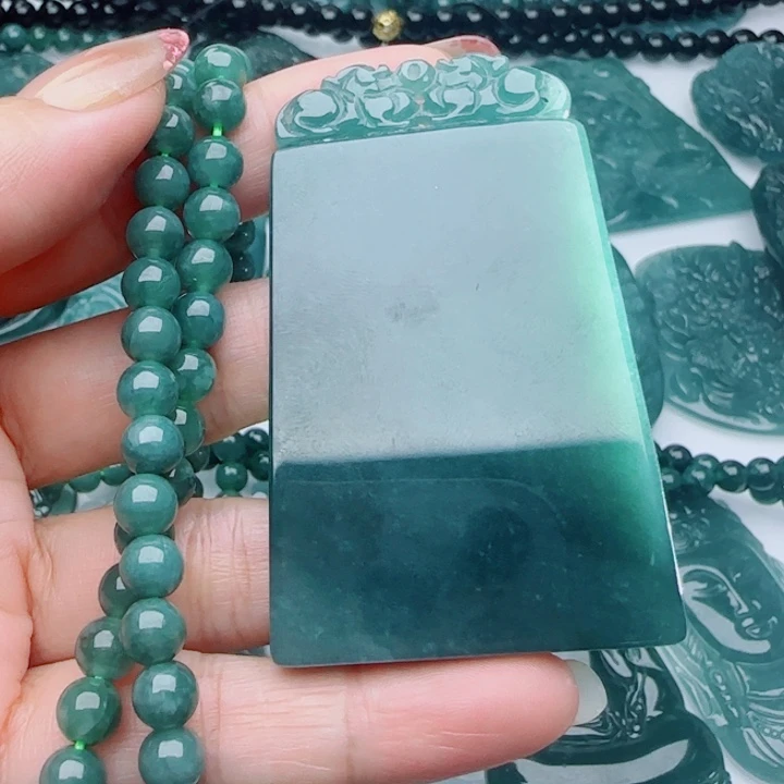 翡翠未镶嵌颈饰多样性发货天然A货翡翠