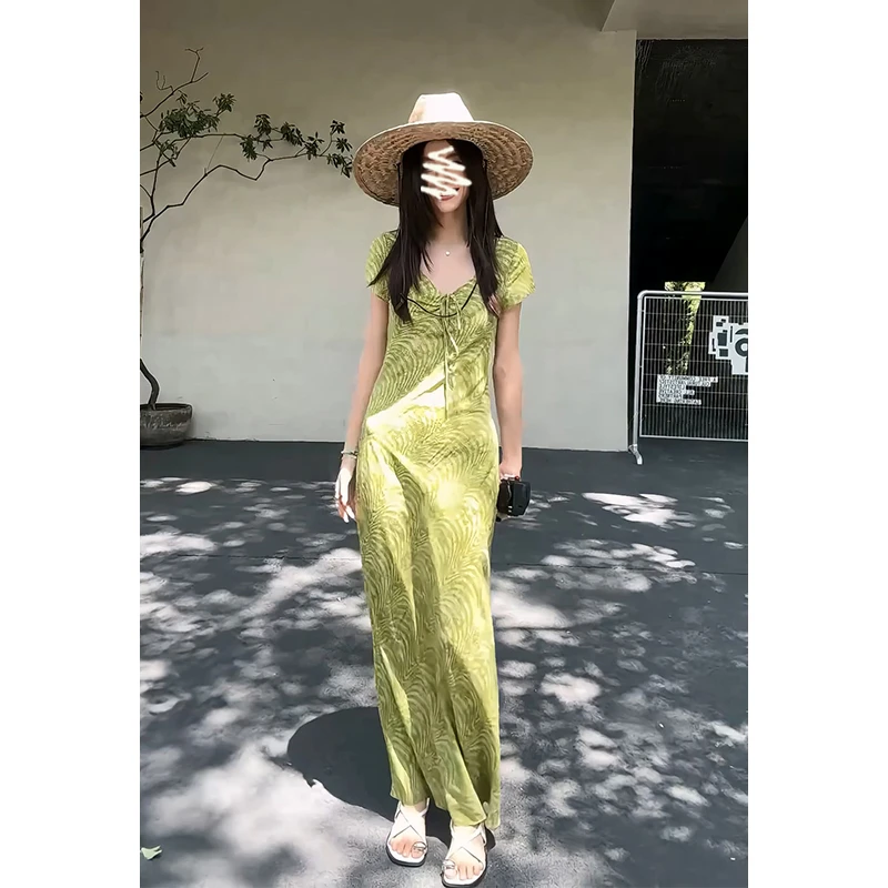 V领连衣裙2025夏季新款法式气质系带短袖收腰显瘦中长款碎花裙子