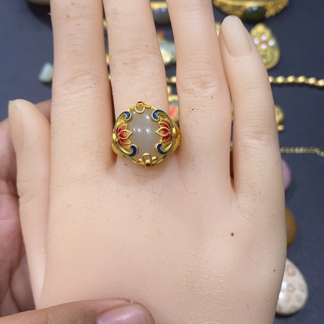 和田玉戒指银S925镀金镶嵌