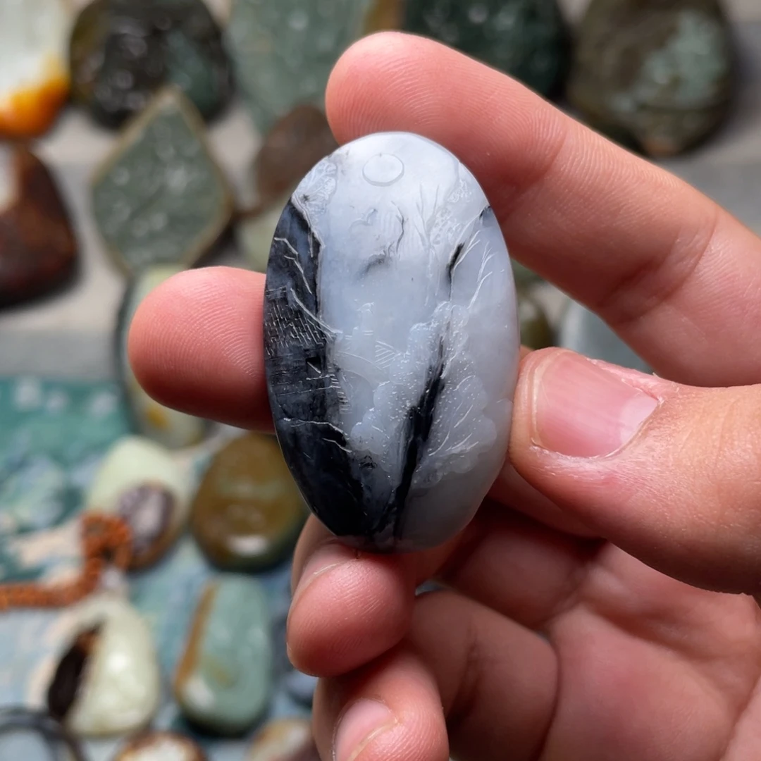 和田玉未镶嵌挂件山水