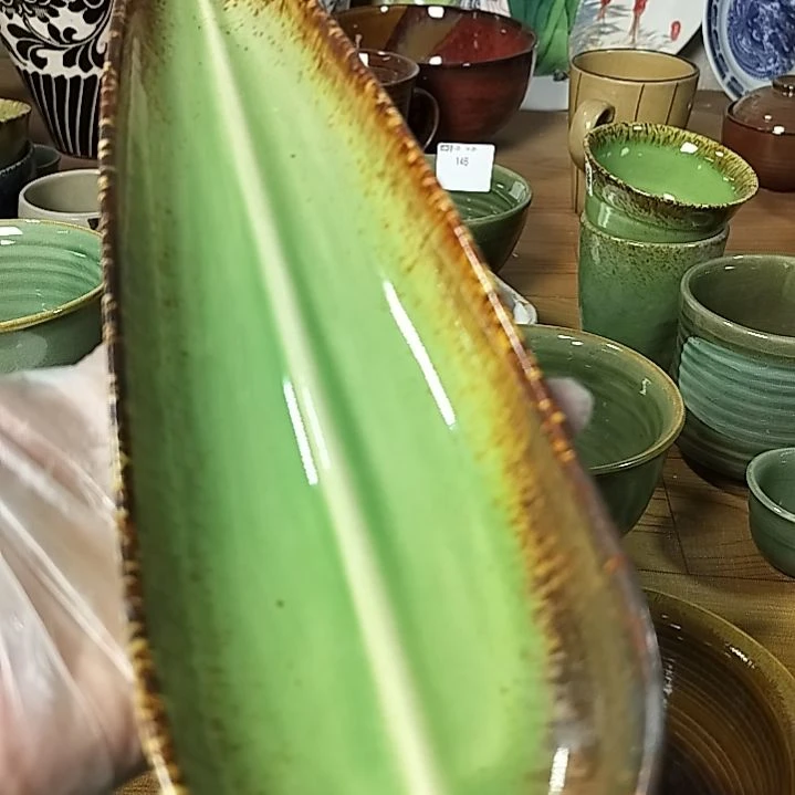 盘瓷片陶瓷杯盘壶碗都有