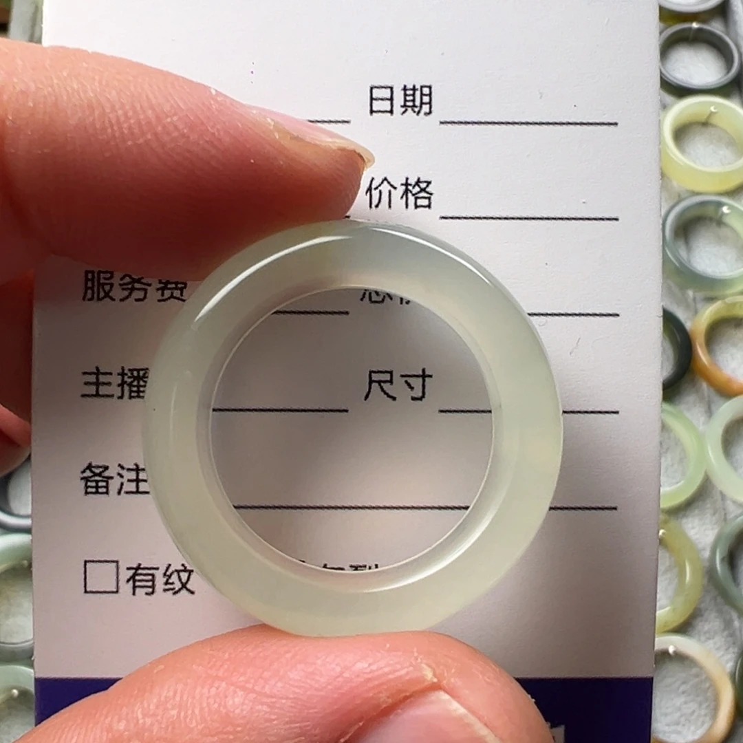 ?***岫玉未镶嵌戒圈内径22