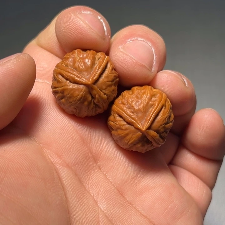 文玩核桃把件小丁572