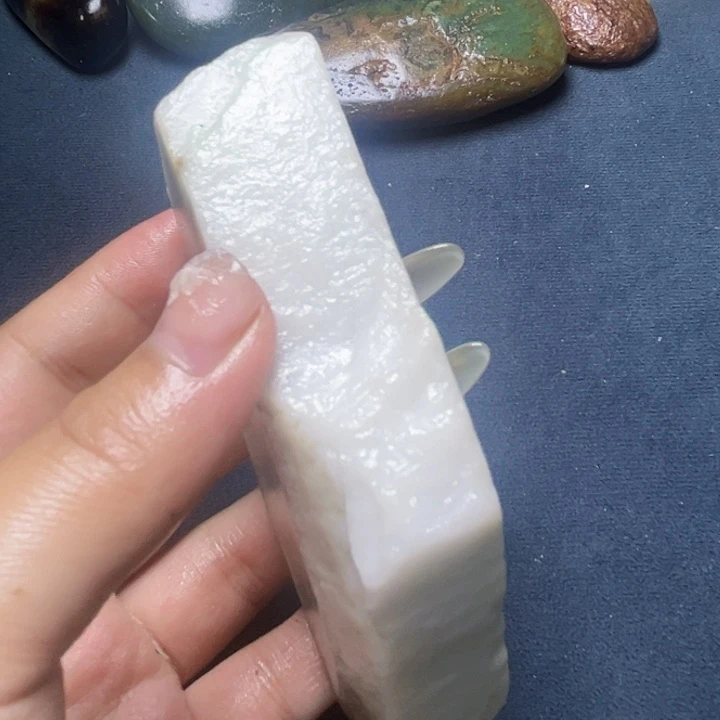 未镶嵌和田玉珠宝奇石