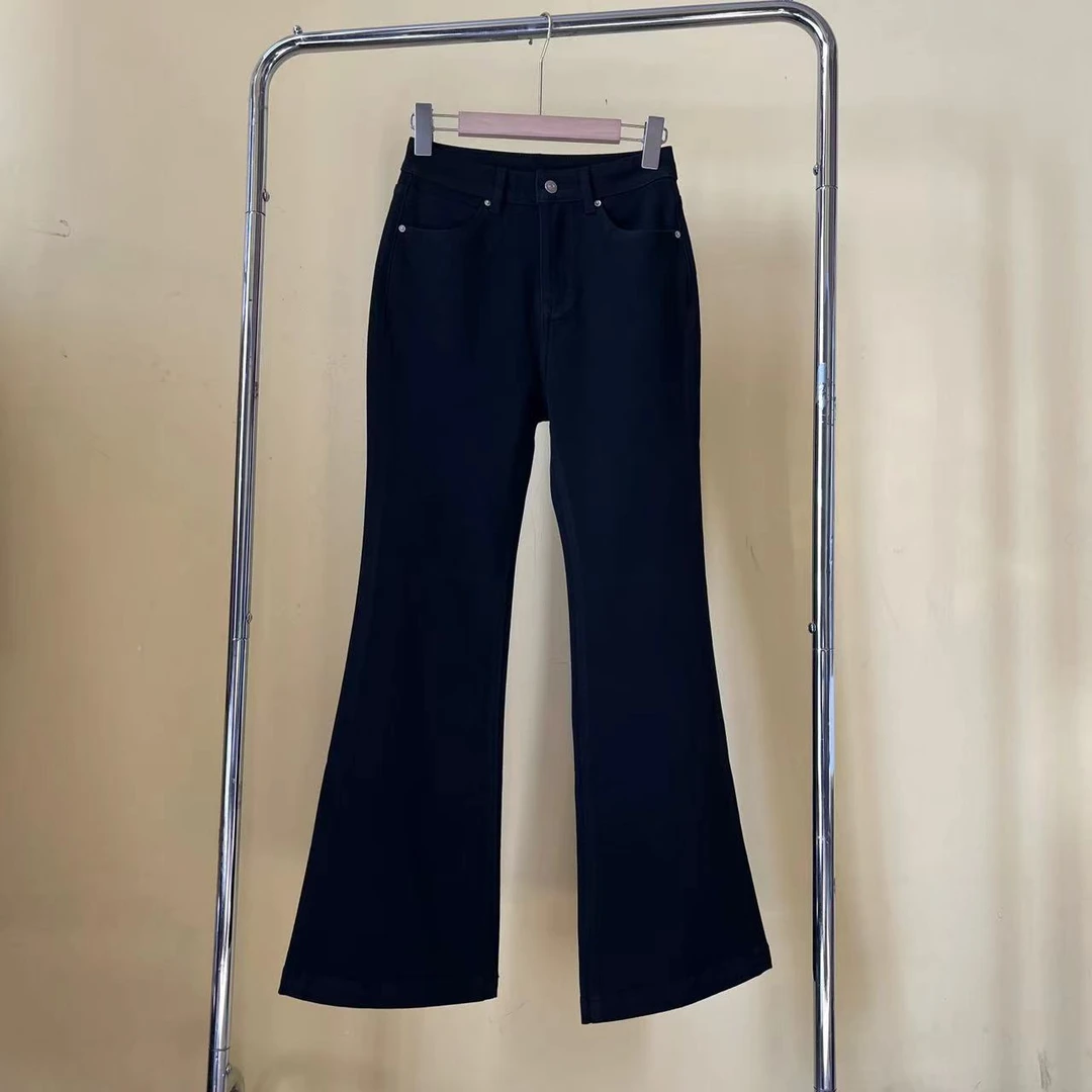 时髦显瘦 //高腰//黑色微喇牛仔裤