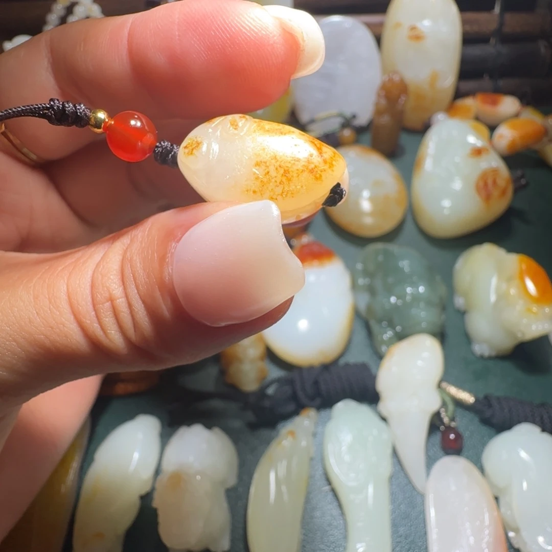 和田玉未镶嵌挂件