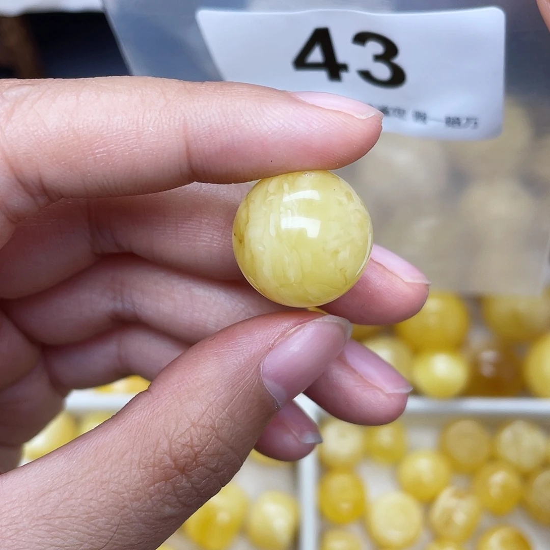 蜜蜡未镶嵌珠宝奇石粉17.4