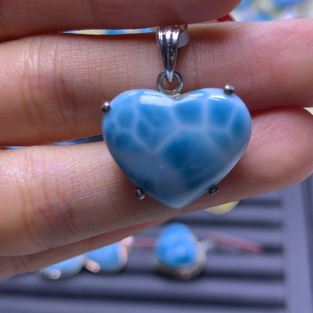 针钠钙石（海纹石）银S925镶嵌吊坠(不含链)爱心吊坠色差略异