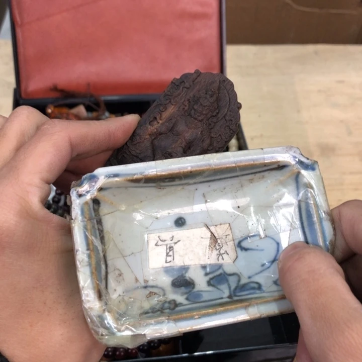 陶瓷孤品单件车里拍