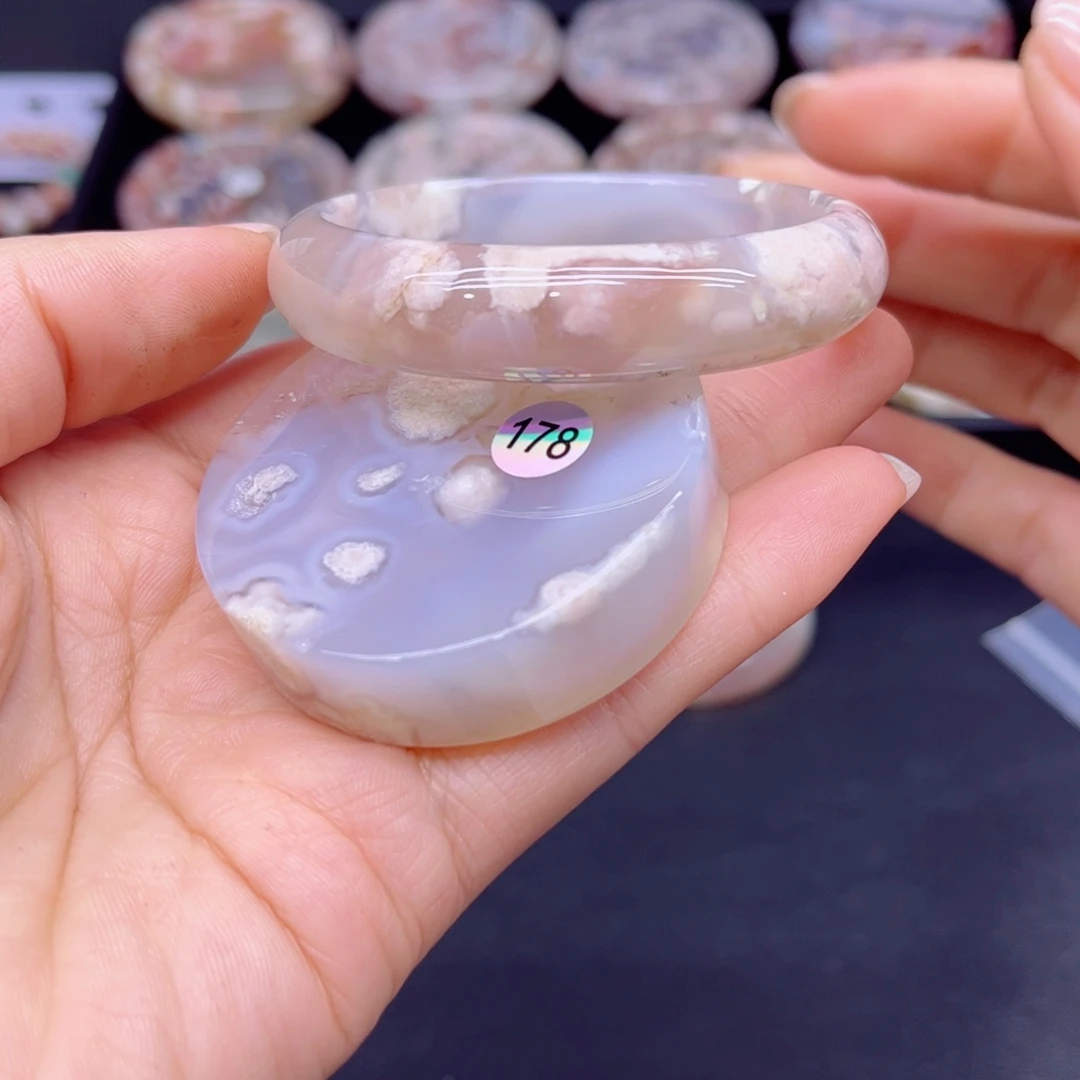 静***初玛瑙/玉髓未镶嵌手镯53